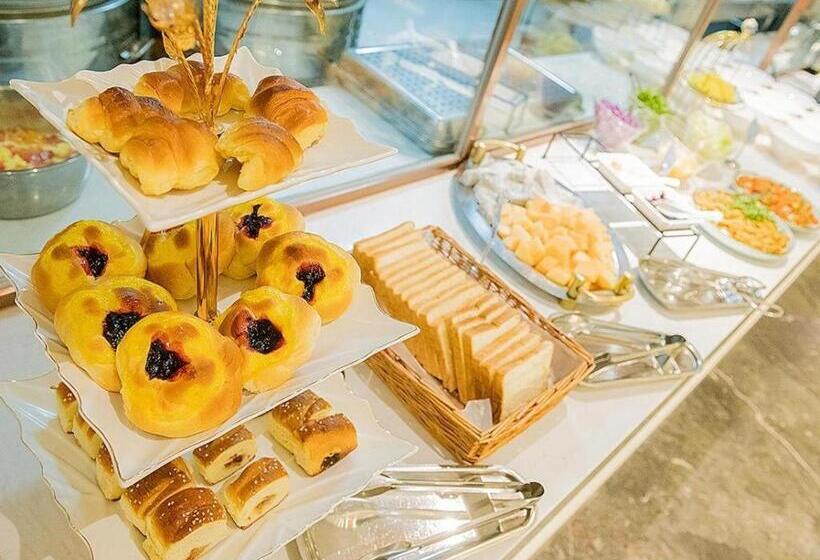 Lavande Hotel Kunming International Exhibition Center