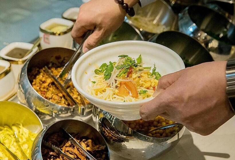 Lavande Hotel Kunming International Exhibition Center