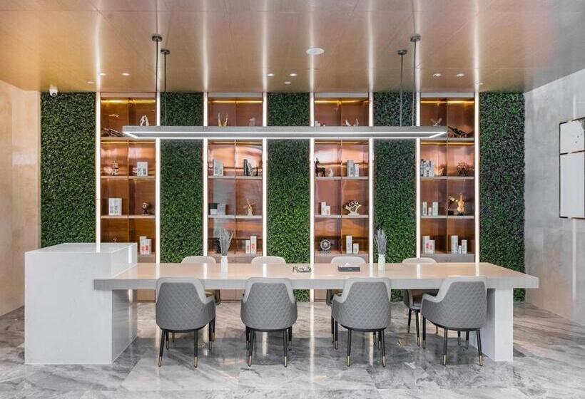 Lavande Hotel Kunming International Exhibition Center