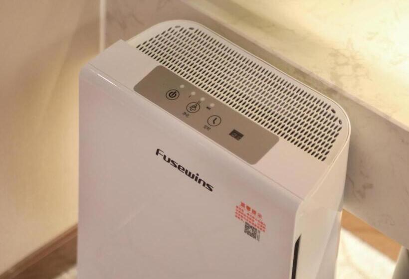 Lavande Hotel Wuhan Jianghan Road Dunli Gate Metro Station