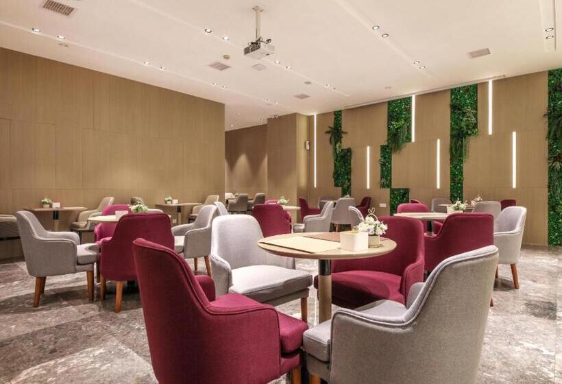 Lavande Hotel Wuhan Jianghan Road Dunli Gate Metro Station