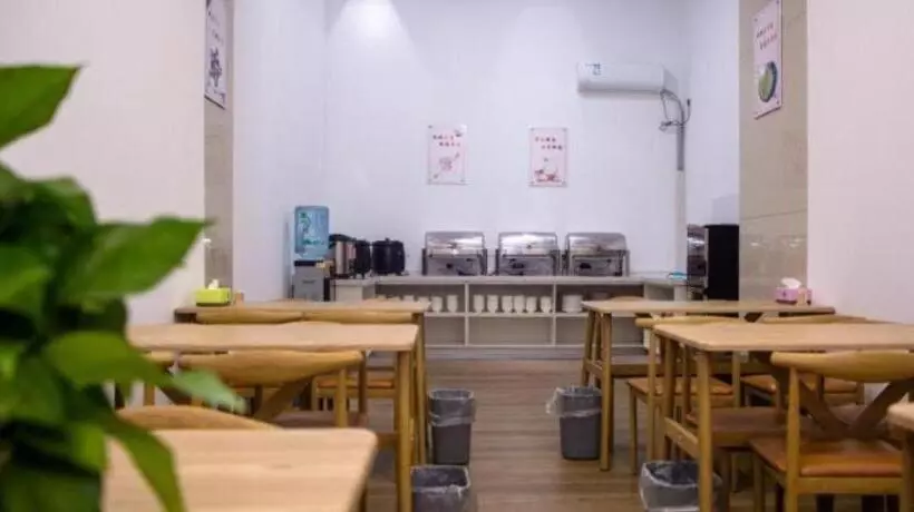 Shell Hotel Anhui Bozhou Woyang County Lexing Road Bus Station