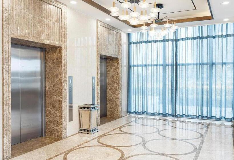 Starway Hotel Chifeng Wanda Plaza