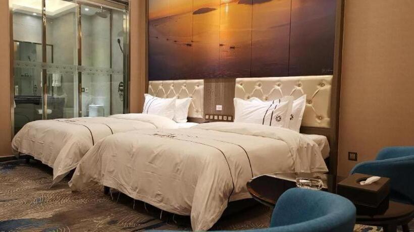 Starway Hotel Urumqi Economic Development Zone Railway Station