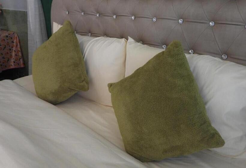 888 Khaoyai Private Room