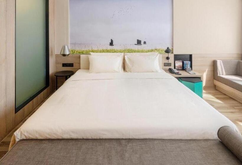 Atour Hotel Suqian Fazhan Avenue