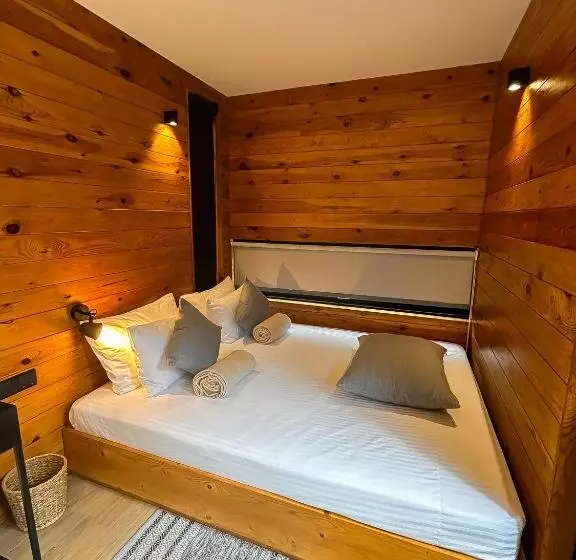 Aamiaismajoitus (B&B) The Riv Eco Villa