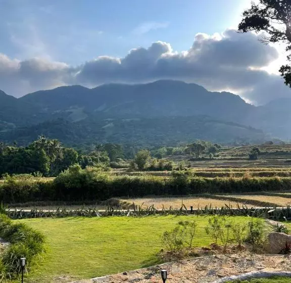 Aamiaismajoitus (B&B) The Riv Eco Villa