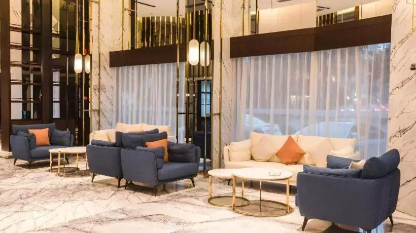 Borrman Hotel Yunfu Xinxing County Bus Station