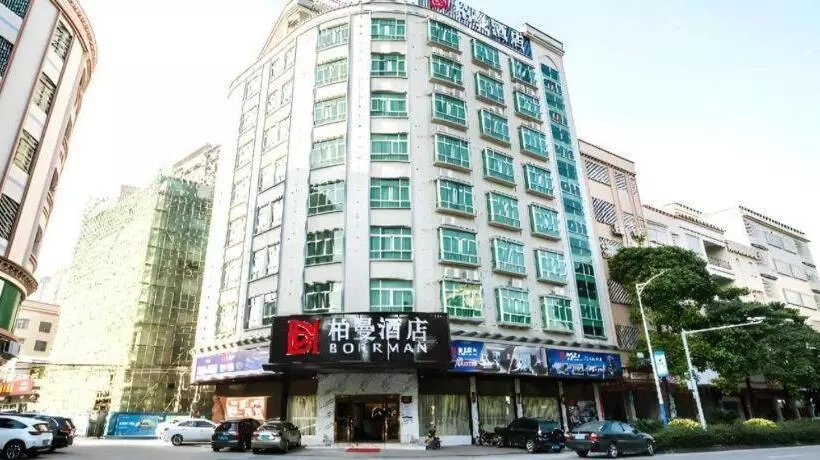 Borrman Hotel Yunfu Xinxing County Bus Station