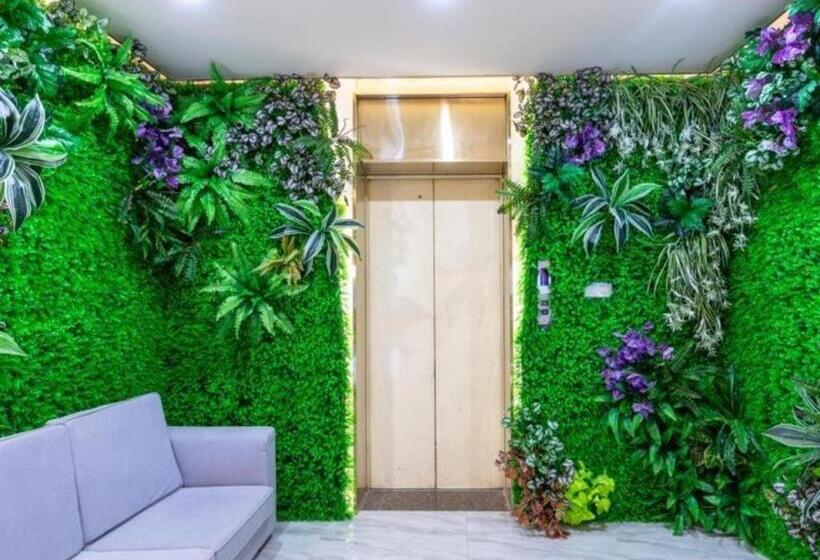 Greentree Alliance Hotel Shenzhen Futian District Exhibition Center Jingtian Metro Station