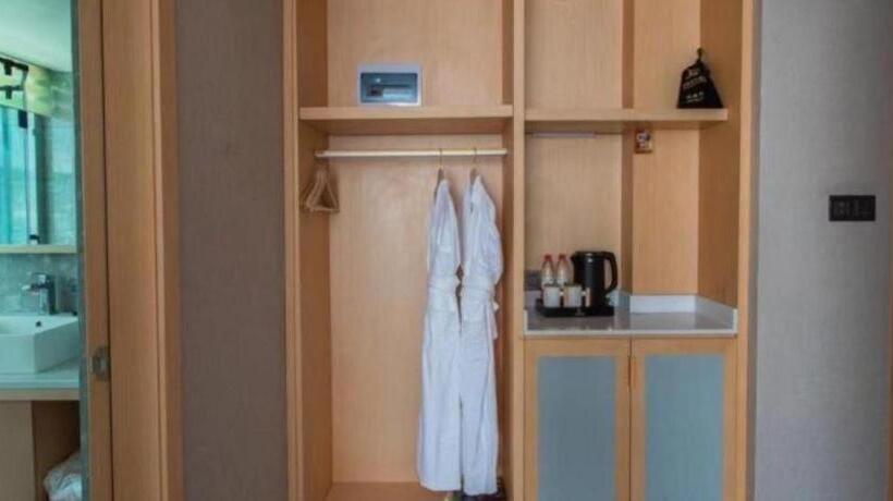 Greentree Eastern Hotel Yunnan Shangri La Yangtang Road