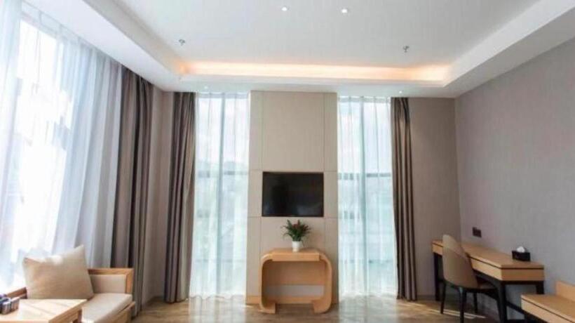 Greentree Eastern Hotel Yunnan Shangri La Yangtang Road