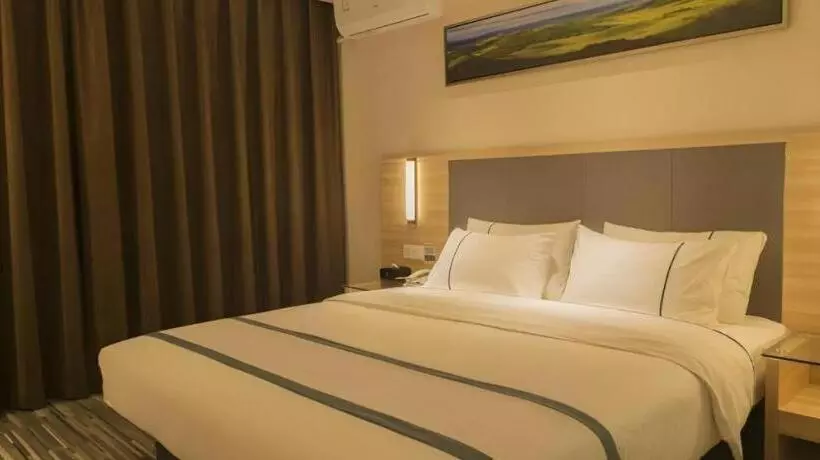 Hotelli City Comfort Inn Anyang Railway Station