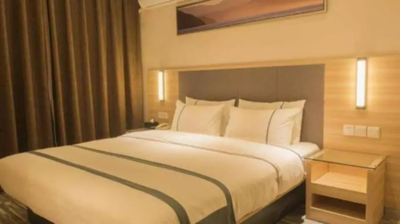 Hotelli City Comfort Inn Anyang Railway Station