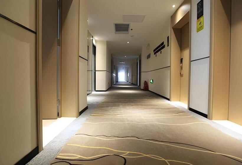 호텔 City Comfort Inn Taiyuan Xiaodian District Government Tongda Street Metro Station