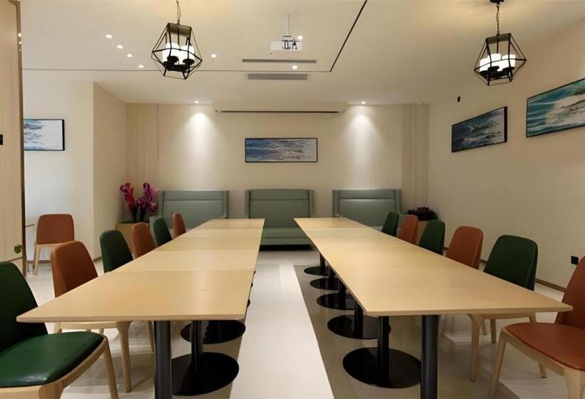 호텔 City Comfort Inn Taiyuan Xiaodian District Government Tongda Street Metro Station