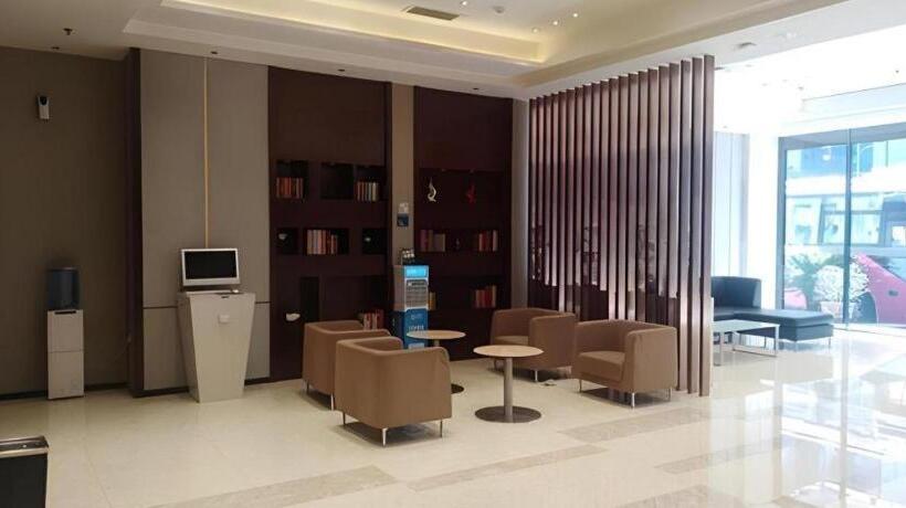 호텔 City Comfort Inn Tongren High Speed Railway Station