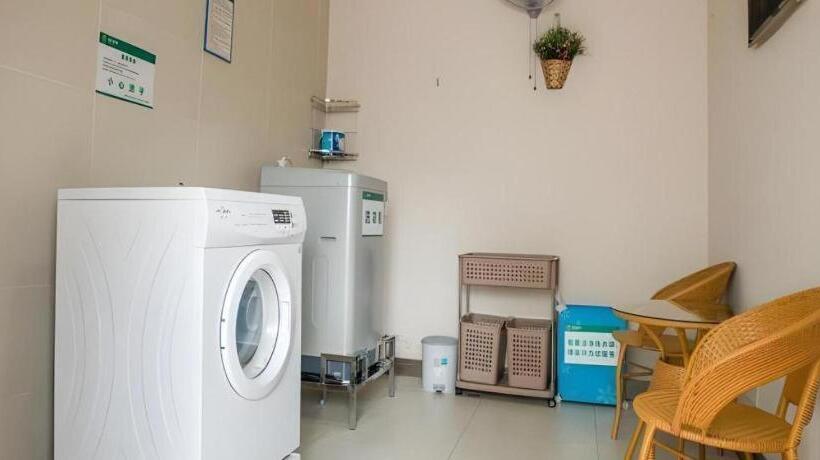 호텔 City Comfort Inn Yulin Youth Square 1st People S Hospital