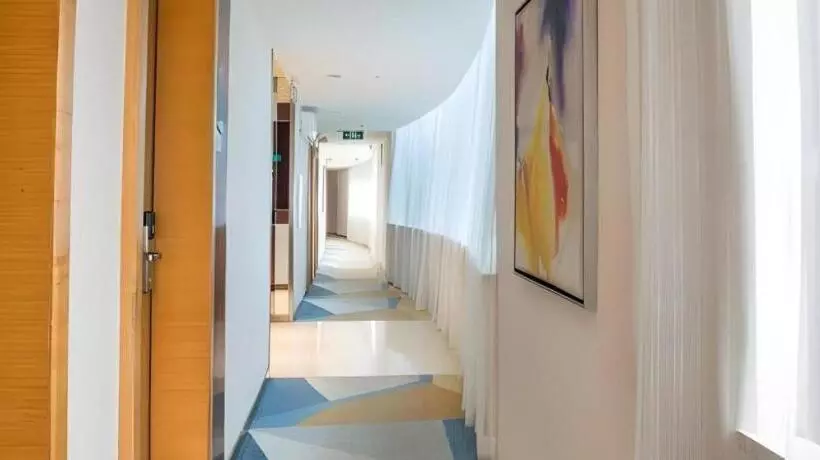 Hotelli City Comfort Inn Yulin Youth Square 1st People S Hospital