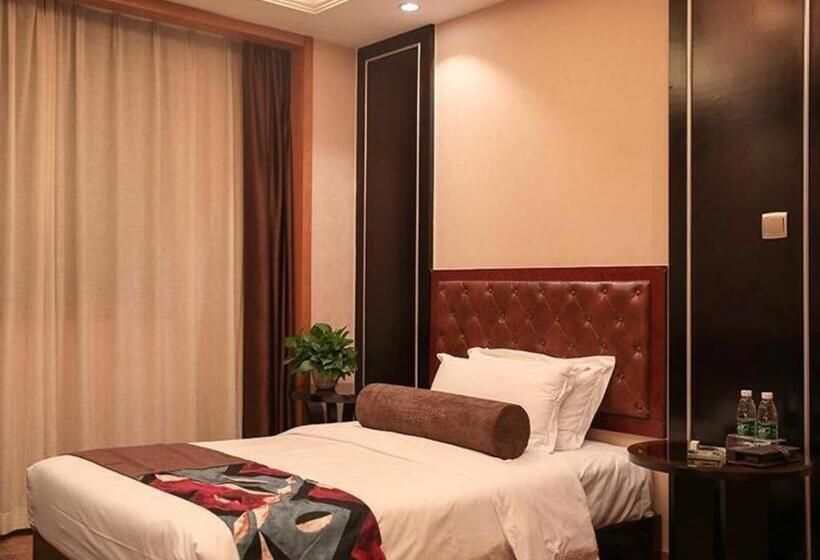 هتل James Joyce Coffetel Nanchang Railway Station Wanguo International