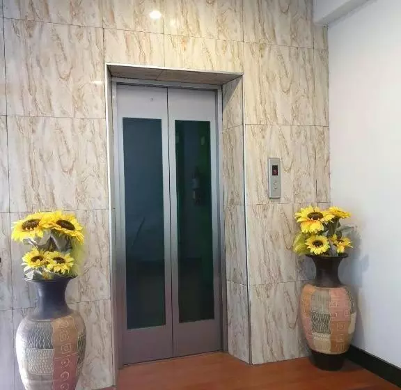 ホテル Tantawan Place