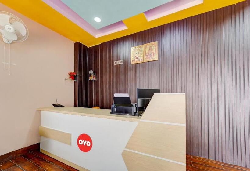 هتل The Imperial Inn