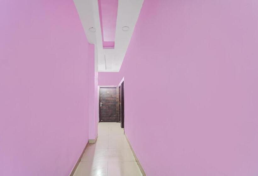 هتل The Imperial Inn