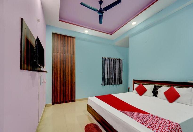 هتل The Imperial Inn