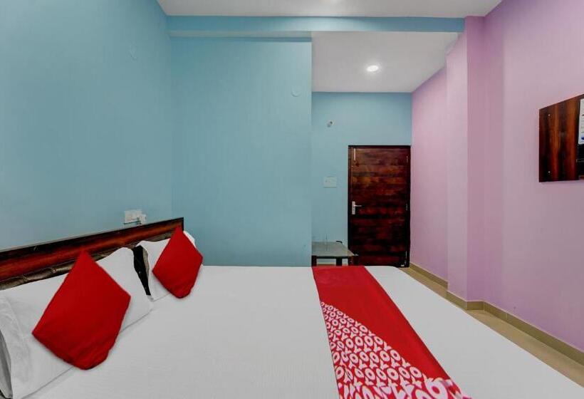 هتل The Imperial Inn