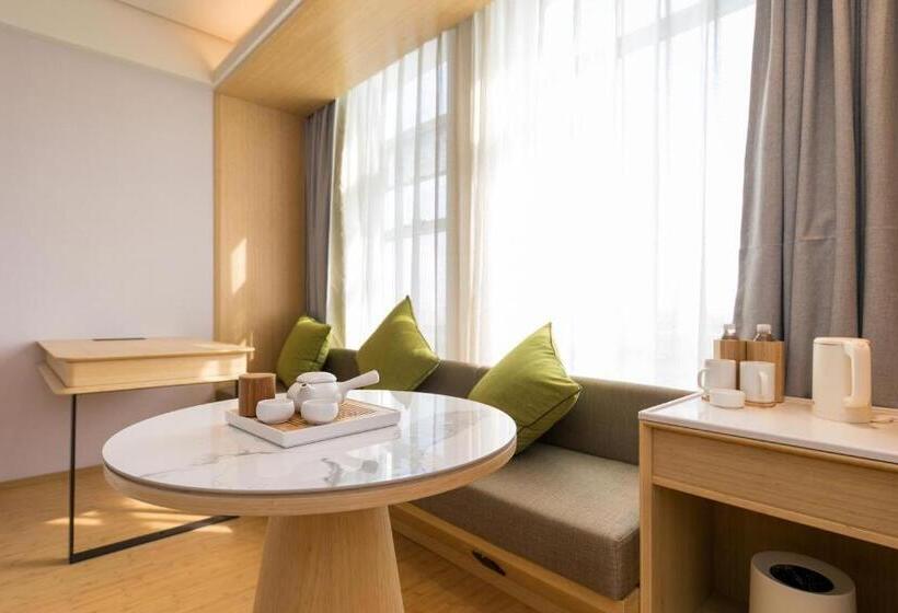 Ji Hotel Nanjing Ruanjian Avenue Metro Station