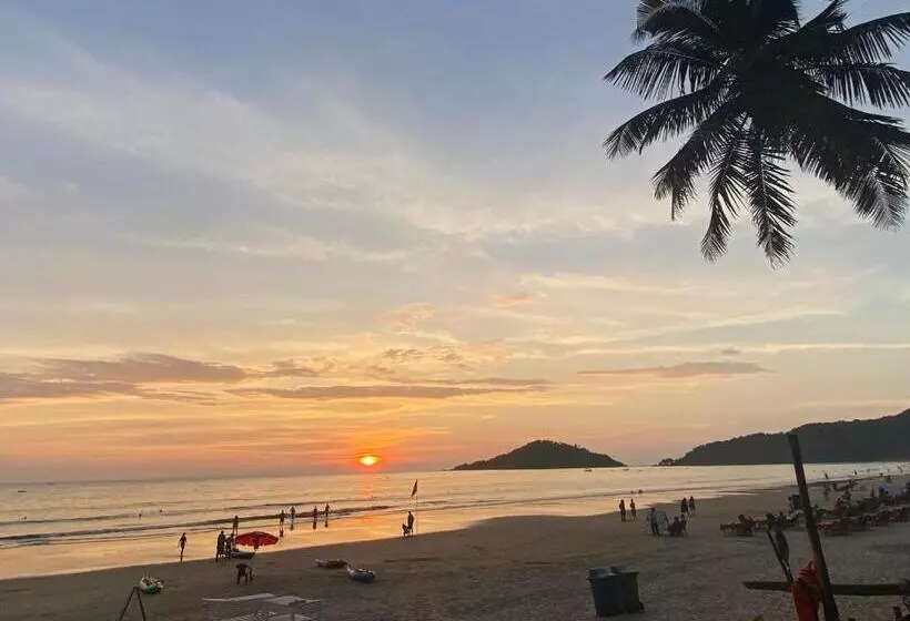Pensionat Beachfront Bliss
