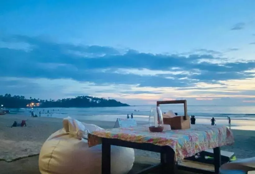 Pensionat Beachfront Bliss