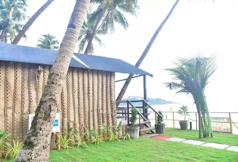 Pensionat Beachfront Bliss