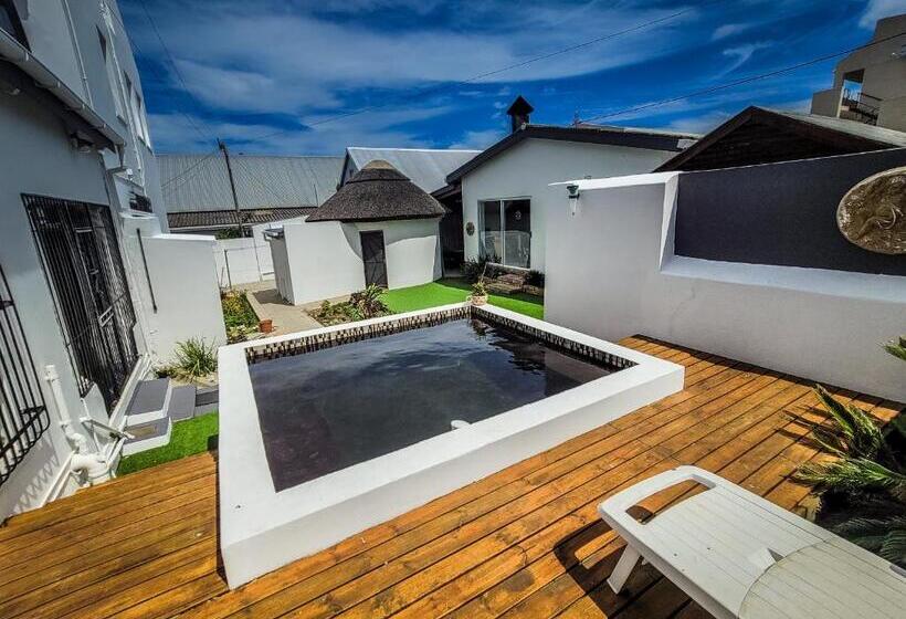 פנסיון Casamia