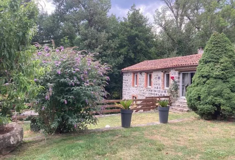 Majatalo Cottage River & Spa