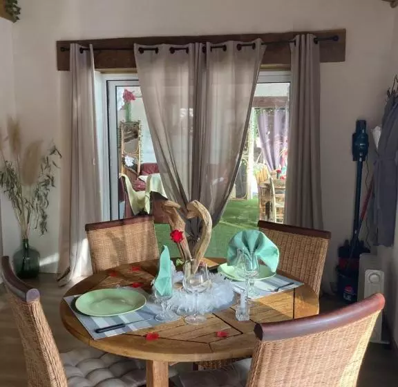 Majatalo Cottage River & Spa