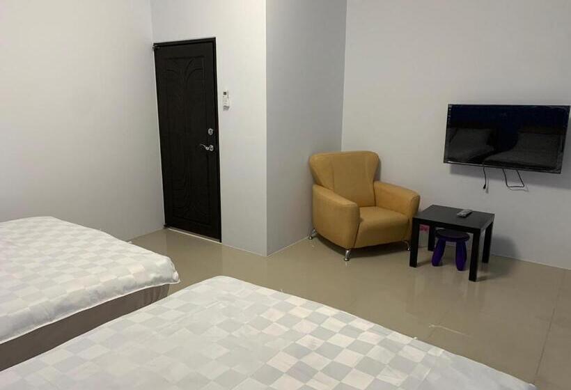 پانسیون Crescent Bay Bike