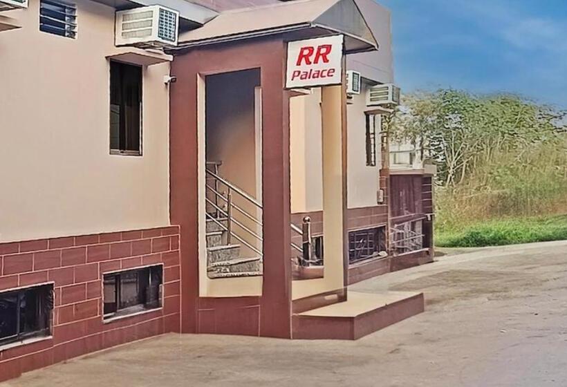 پانسیون Royal Regency Palace Vijay Chowk Gorakhpur