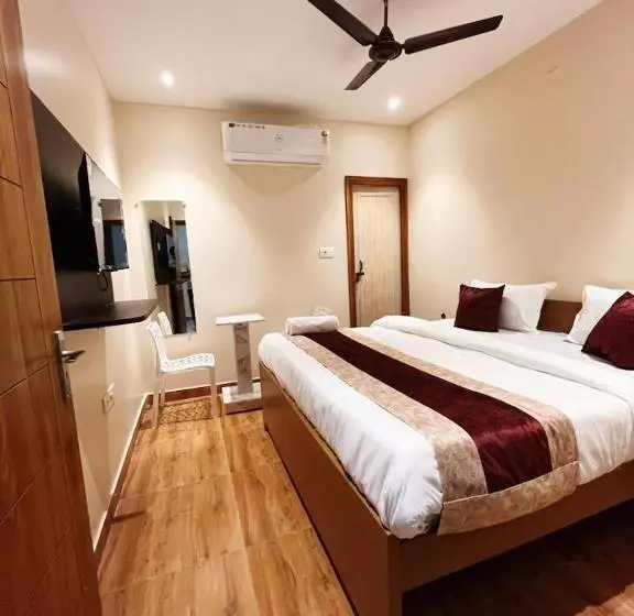 ペンション Royal Regency Palace Vijay Chowk Gorakhpur