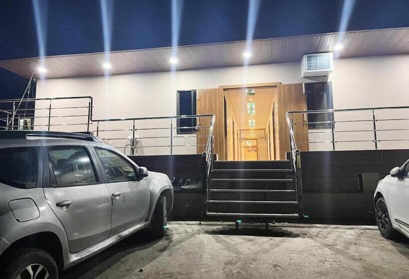 پانسیون Royal Regency Palace Vijay Chowk Gorakhpur