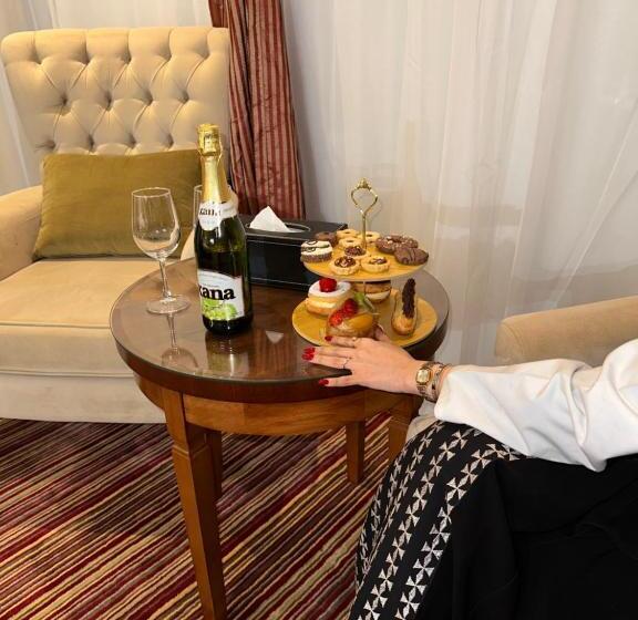 فندق وست لاند