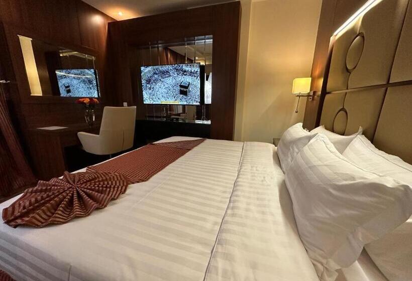 فندق وست لاند