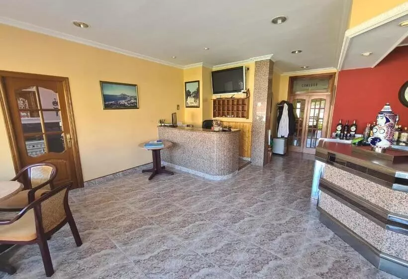 ペンション Hostal Playa Atlántica