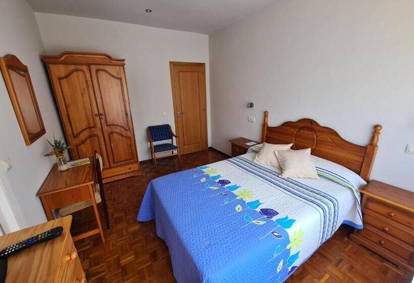 膳宿费 Hostal Playa Atlántica