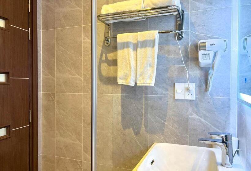 Linda Hotel   Sunset Town   Phu Quoc