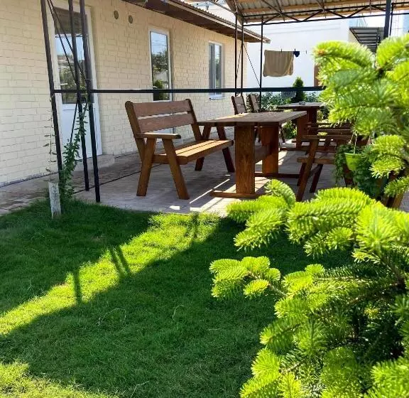 ユースホステル Green House Gribovka