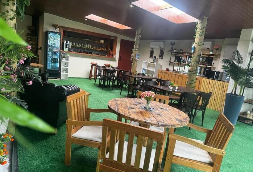 تختخواب و صبحانه Refúgio Da Enseada   Suítes