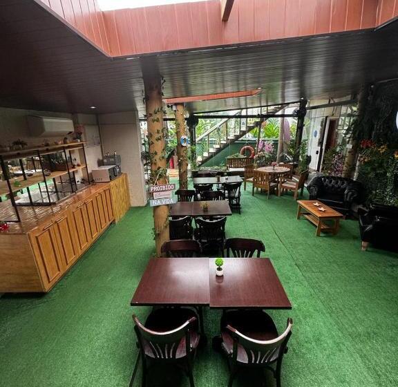 تختخواب و صبحانه Refúgio Da Enseada   Suítes