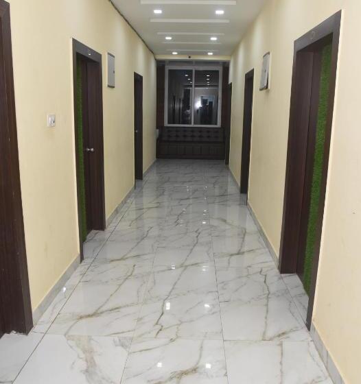 هتل Diamond Vihar, Rajgir